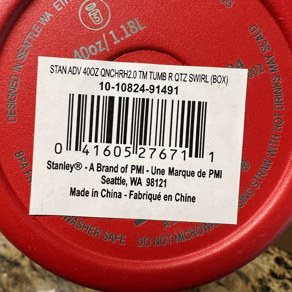 Stanley 40oz New Red Kitty tumbler - Picture 8 of 9